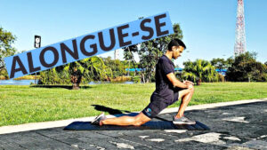 Imagem de atleta fazendo alongamento. Letter em preto e fundo azul traz a palavra: alongue-se.